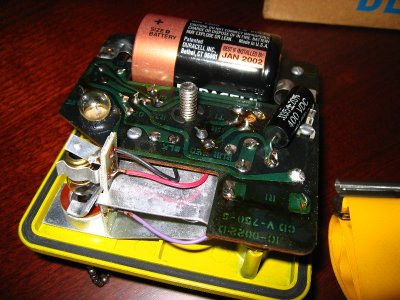 CD V-750 Dosimeter Charger