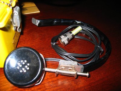 CD V-700 Geiger Counter Headset