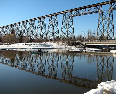 Le viaduc de Cap Rouge appel Tracel