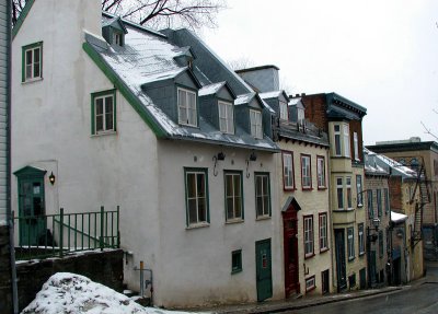 Rue St-Angle vers le bas de la pente