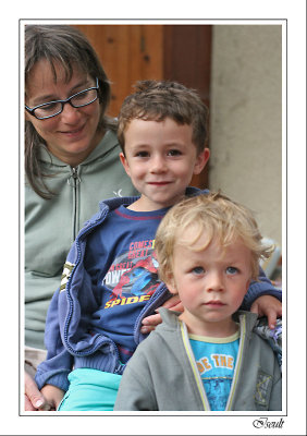 mam et les enfants.jpg