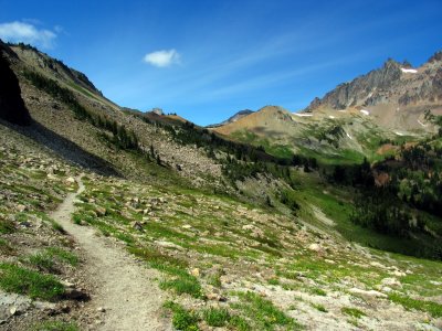 Approaching Cispus Pass from the south