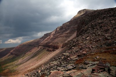 Gunsight Pass as the storm sets in on me