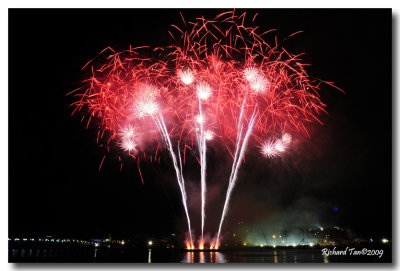 Vivocity Fireworks 090.jpg