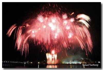 Vivocity Fireworks 092.jpg