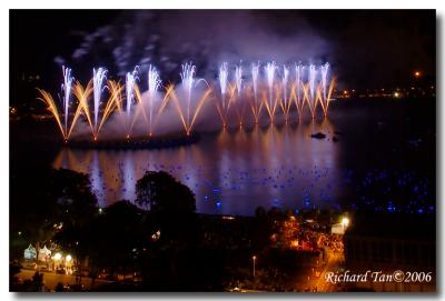 Fireworks 2006 022.jpg