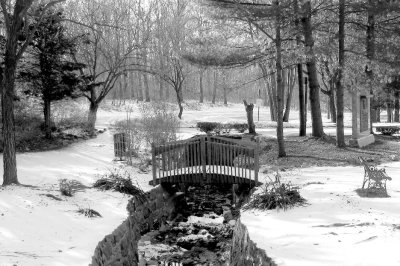 s30  b  w snow scene  re edited.jpg