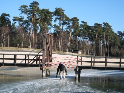 Skating, Henschotermeer, 29 january 2006