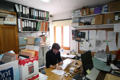 20D 003 - Felix in his office at the Dutch Open Telescope (DOT)