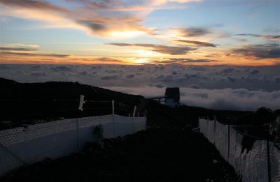 20D 098 - Sunset over the Roque de los Muchachos Observatory