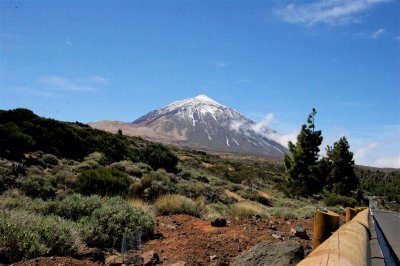 20D 324 - Teide far above the landscape of Tenerife, tomorrow Alex and I will climb this mountain...