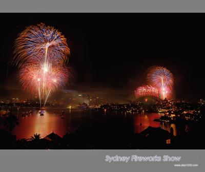Sydney NYE fireworks show 2006 (new)