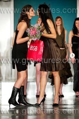 ECDA8294.jpg