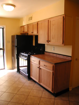 3809 Cazassa Kitchen.jpg