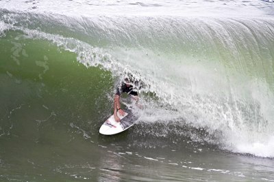 Surfer Noosa National Park _MG_4070.jpg