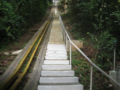 These steps (192) lead from the pier to the Vistors Center