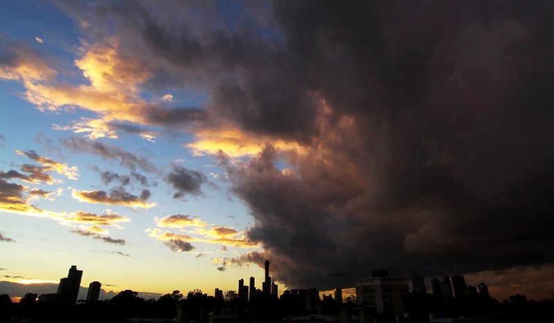 tail end of deadly storm in Melbourne, 2nd April 20008