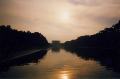 Reflecting Pool and Abraham Lincoln Memorial