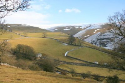 0595 valley bottom kettlewell.jpg