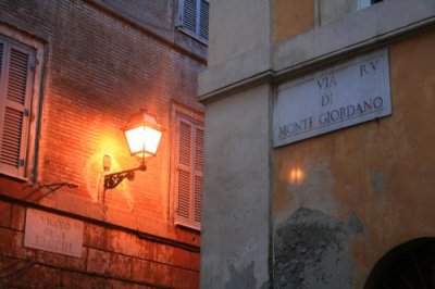 Street lighting around Piazza Navona