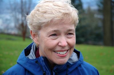 11.28.05 :: Mom at Pittock Mansion