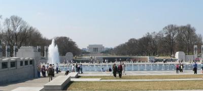 Lincoln Memorial - WW II Memorial