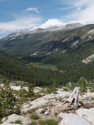 P7193426 looking north into Yosemite.JPG