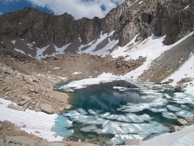 P7052267 Unnamed lake below Glen pass .JPG