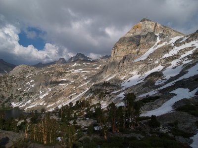 P7052297 Painted Lady over Rae Lakes.JPG