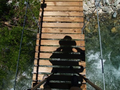 P7062362 cable bridge over Woods Creek 6.JPG