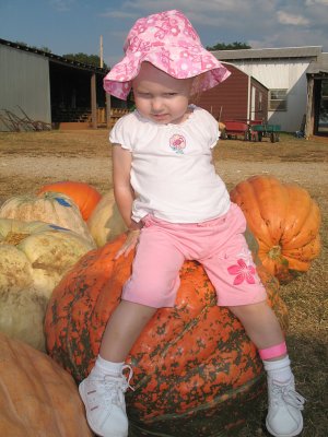 Madilyn on big Pumpkin Tate Farms 100907