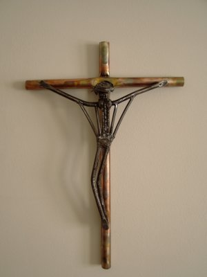 wall crucifix 003