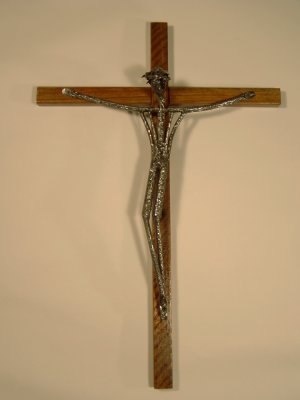 wall crucifix 005