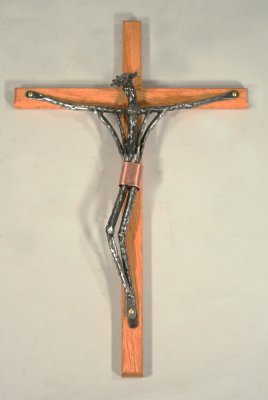 wall crucifix 011