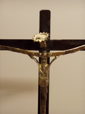 free standing crucifix