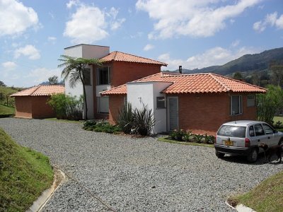 Rionegro Tablacito New Design Home with Excellent View