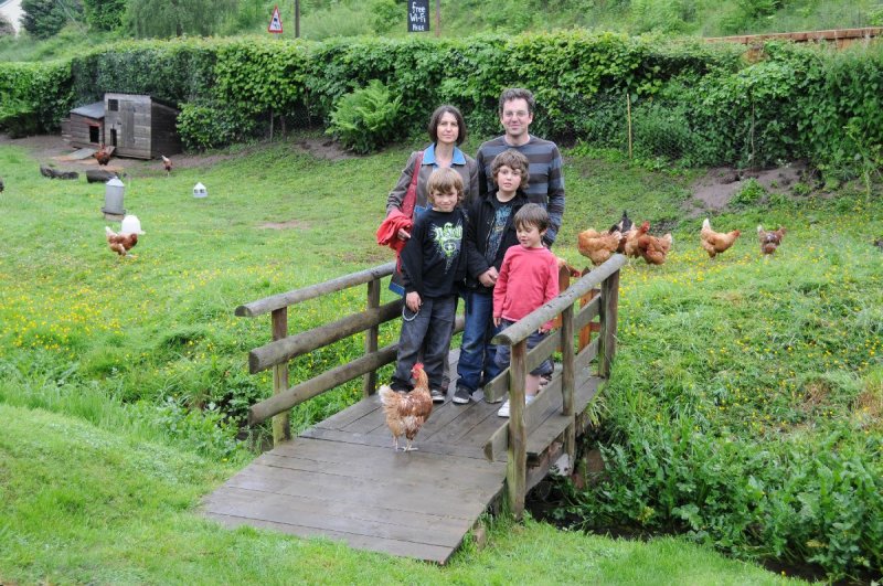 May 25, Bruno, Joanne &  son Louis (in red shirt)Rost & Nephews Ambrose & Frederick Tipping