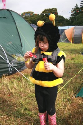 Risn Blowing Bubbles