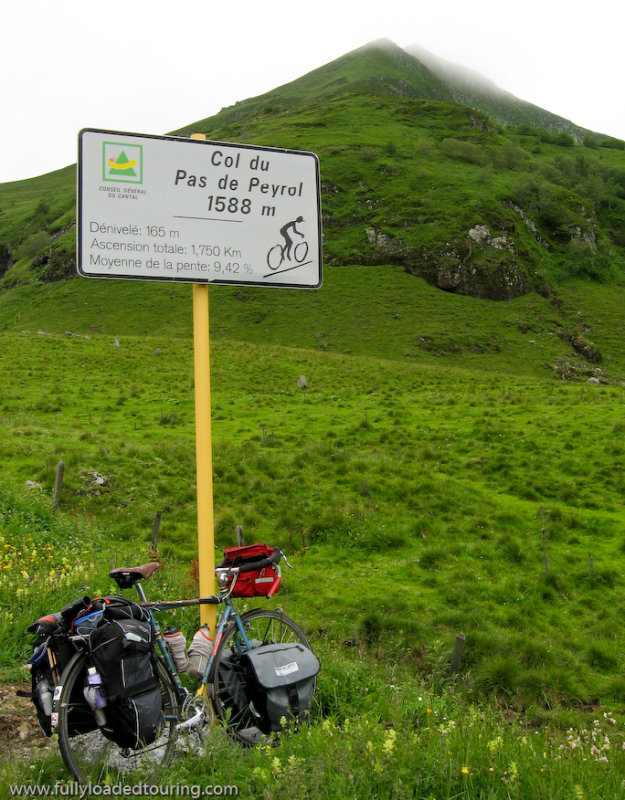 278    Simon - Touring France - Dardenne touring bike