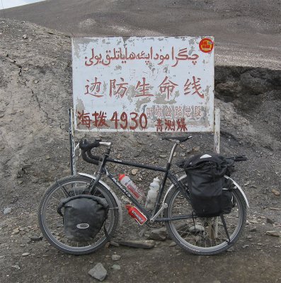 242  Peter - Touring Tibet - Roberts Touring touring bike