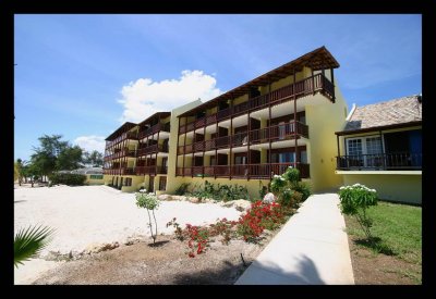 LionsDive Beach Restort