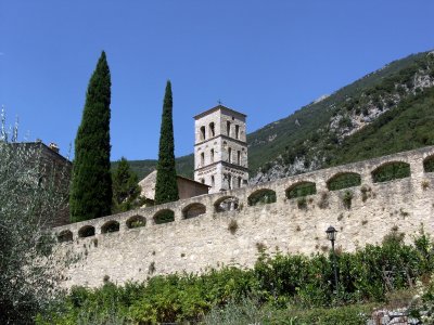 San Pietro in Valle.jpg
