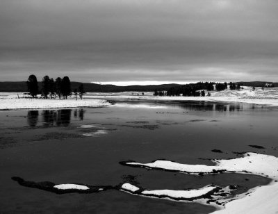 Yellowstone - Lake Fingers.JPG