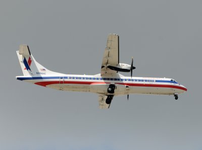 American Eagle Aerospetiale ATR-72 ( N494AE )