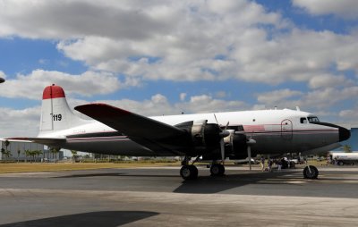 Florida Air Transport Douglas C-54 ( N406WA )