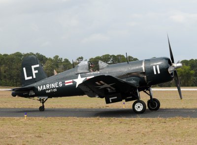 Chance Vought F4U-4 Corsair ( NX240CA )