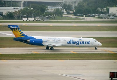 Allegiant Air McDonnell Douglas MD-87 ( N949MA )