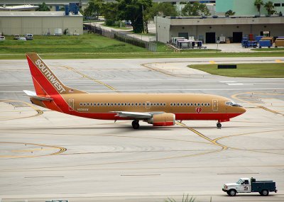 Southwest Boeing 737-300 N638SW