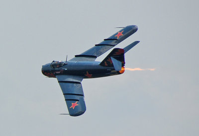 MiG-17 afterburner in action!