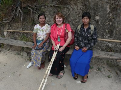 meeting a mom and her daughter on the way down
